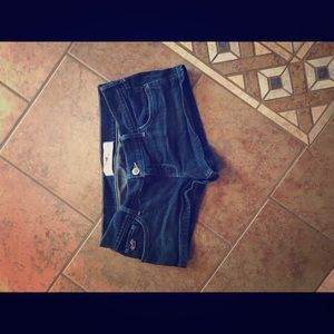 GUC Hollister Sz 9 shorts